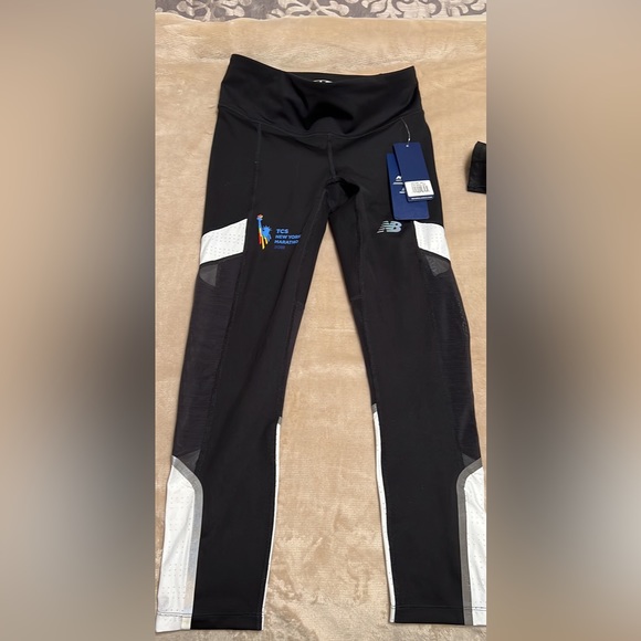 NYC Marathon Tights 2018 - Picture 1 of 2